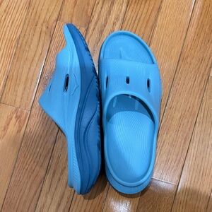 Hoka ORA Recovery Slides